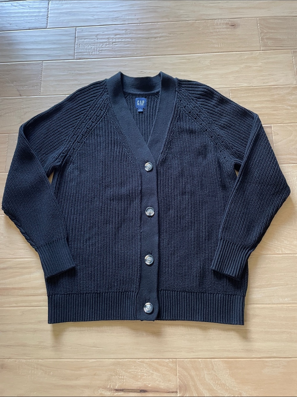GAP Black V‑Neck Button Cardigan